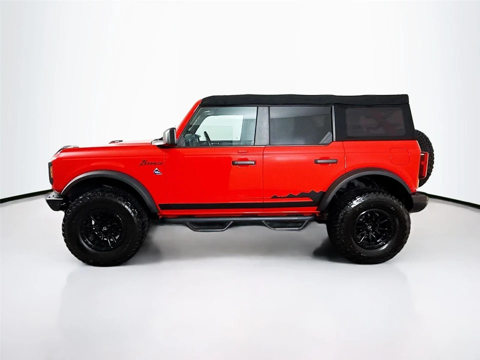2023 Ford Bronco 6th Gen - Image 4 of 21