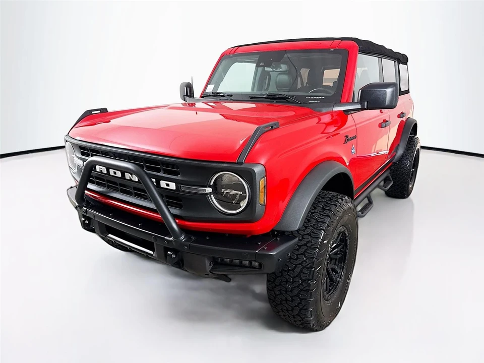 2023 Ford Bronco 6th Gen - Image 3 of 21
