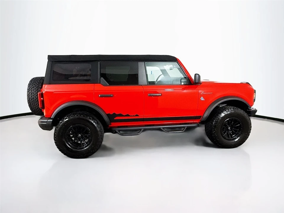 2023 Ford Bronco 6th Gen - Image 8 of 21