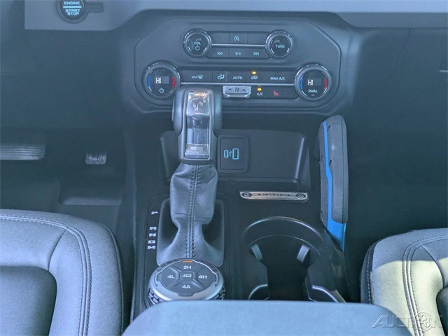 2023 Ford Bronco 6th Gen - Image 18 of 21