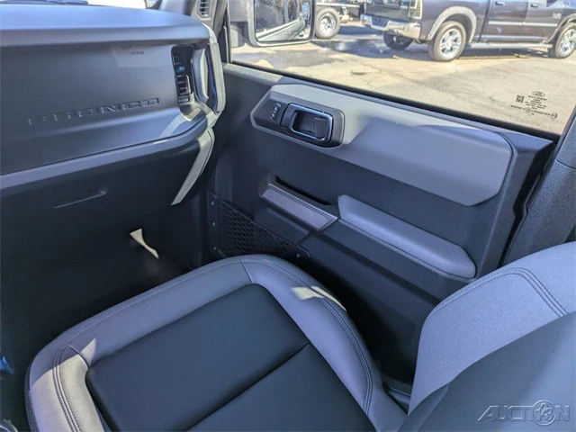 2023 Ford Bronco 6th Gen - Image 16 of 21