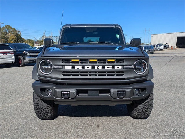 2023 Ford Bronco 6th Gen - Image 9 of 12