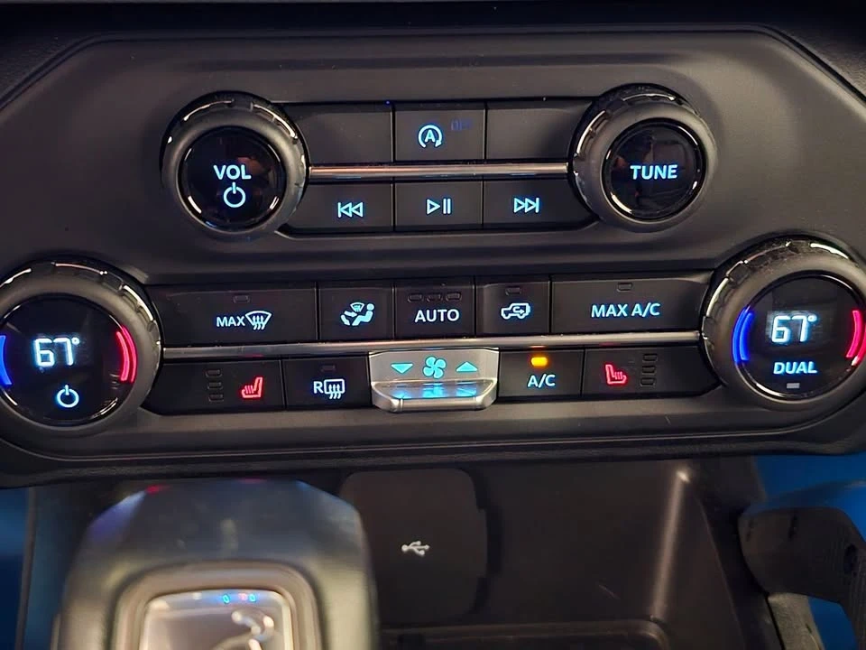 2023 Ford Bronco 6th Gen - Image 17 of 20