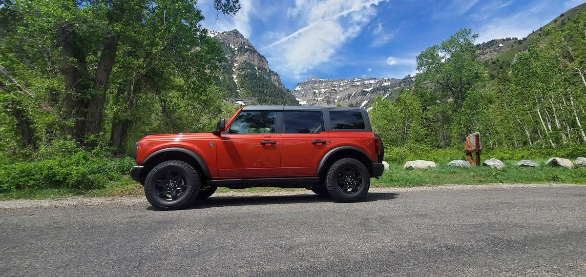 2023 Ford Bronco 6th Gen - Image 2 of 13