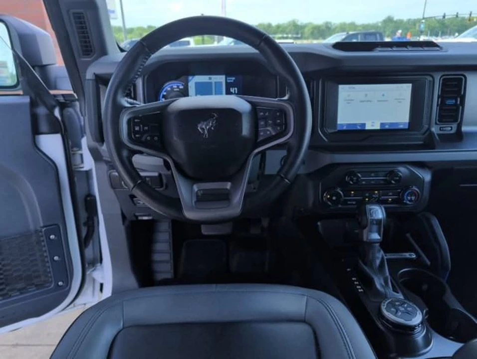 2023 Ford Bronco 6th Gen - Image 8 of 13