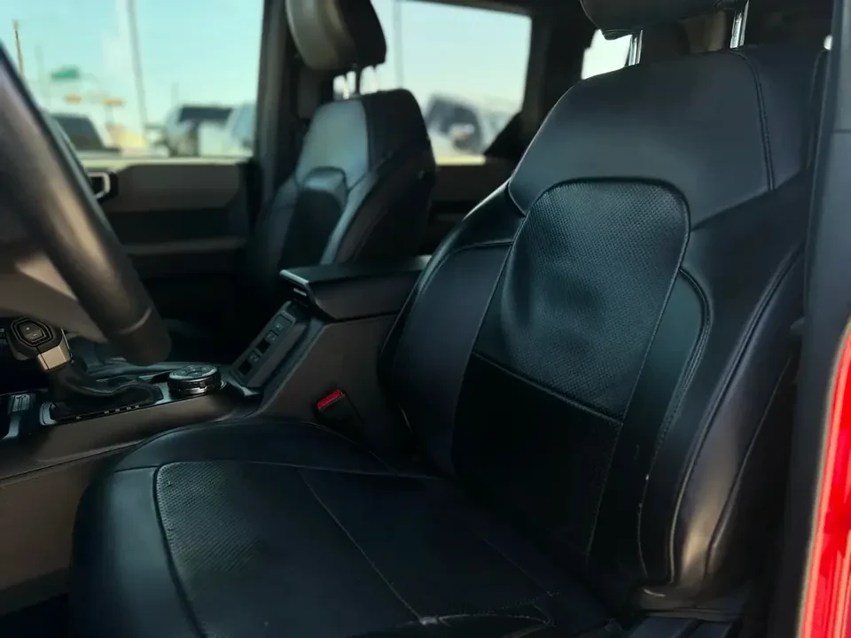 2023 Ford Bronco 6th Gen - Image 7 of 10