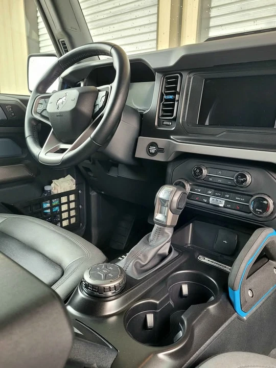 2023 Ford Bronco 6th Gen - Image 18 of 21