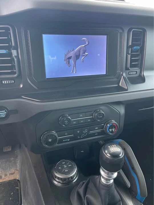2023 Ford Bronco 6th Gen - Image 2 of 8