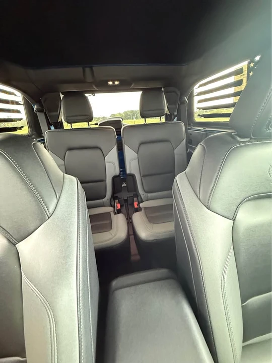 2023 Ford Bronco 6th Gen - Image 8 of 8