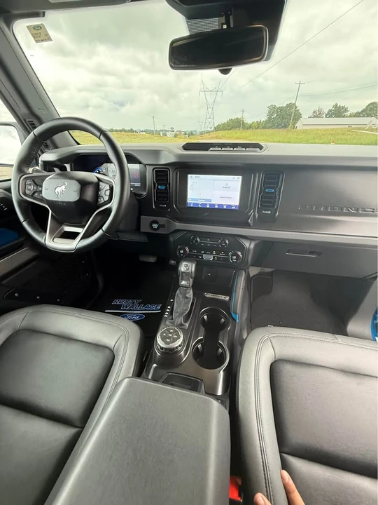 2023 Ford Bronco 6th Gen - Image 7 of 8