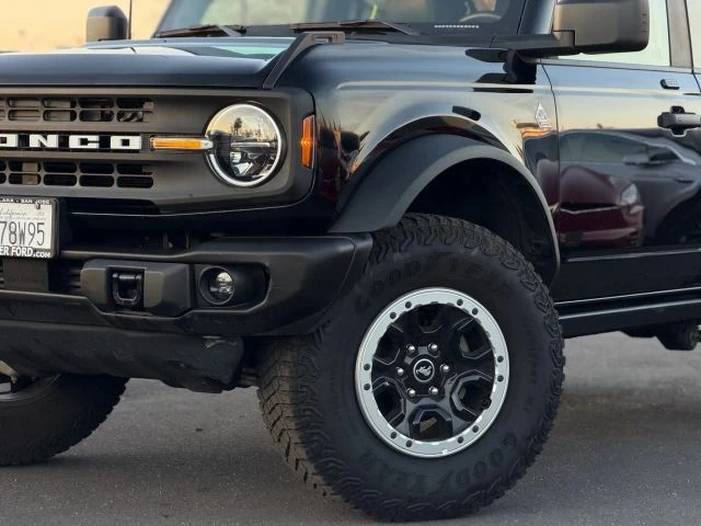 2023 Ford Bronco 6th Gen - Image 2 of 12