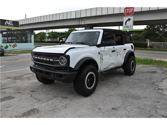 2023 Ford Bronco 6th Gen - Image 2 of 19