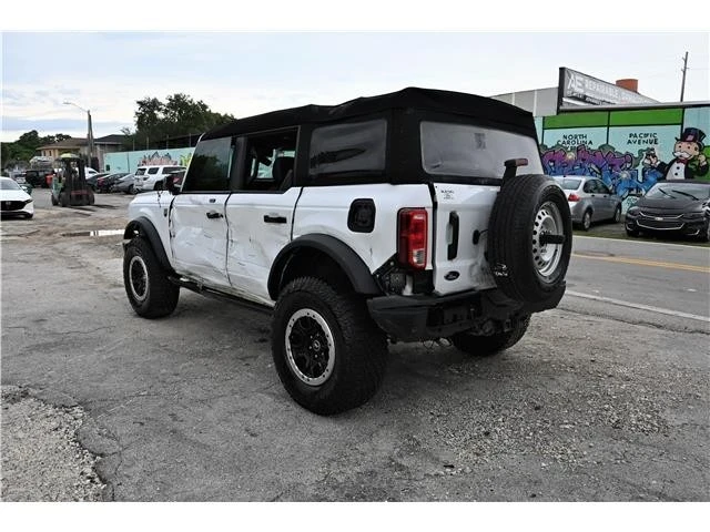 2023 Ford Bronco 6th Gen - Image 4 of 19