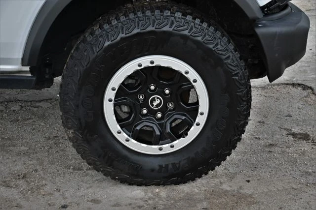 2023 Ford Bronco 6th Gen - Image 8 of 19