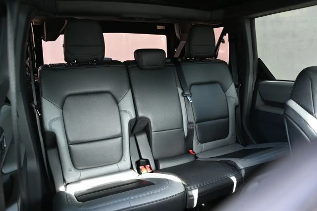 2023 Ford Bronco 6th Gen - Image 18 of 20