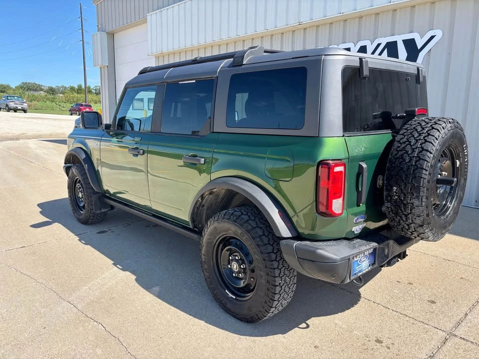 2023 Ford Bronco 6th Gen - Image 4 of 9