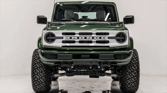 2023 Ford Bronco 6th Gen - Image 16 of 21