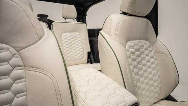 2023 Ford Bronco 6th Gen - Image 20 of 21