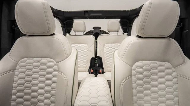 2023 Ford Bronco 6th Gen - Image 2 of 21