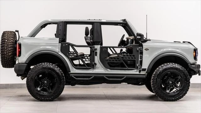 2023 Ford Bronco 6th Gen - Image 16 of 21