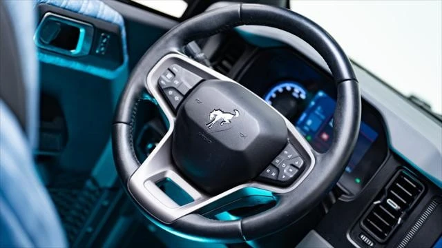 2023 Ford Bronco 6th Gen - Image 25 of 31
