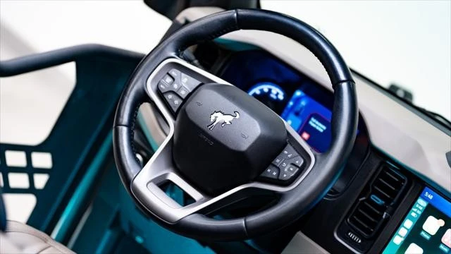 2023 Ford Bronco 6th Gen - Image 26 of 31