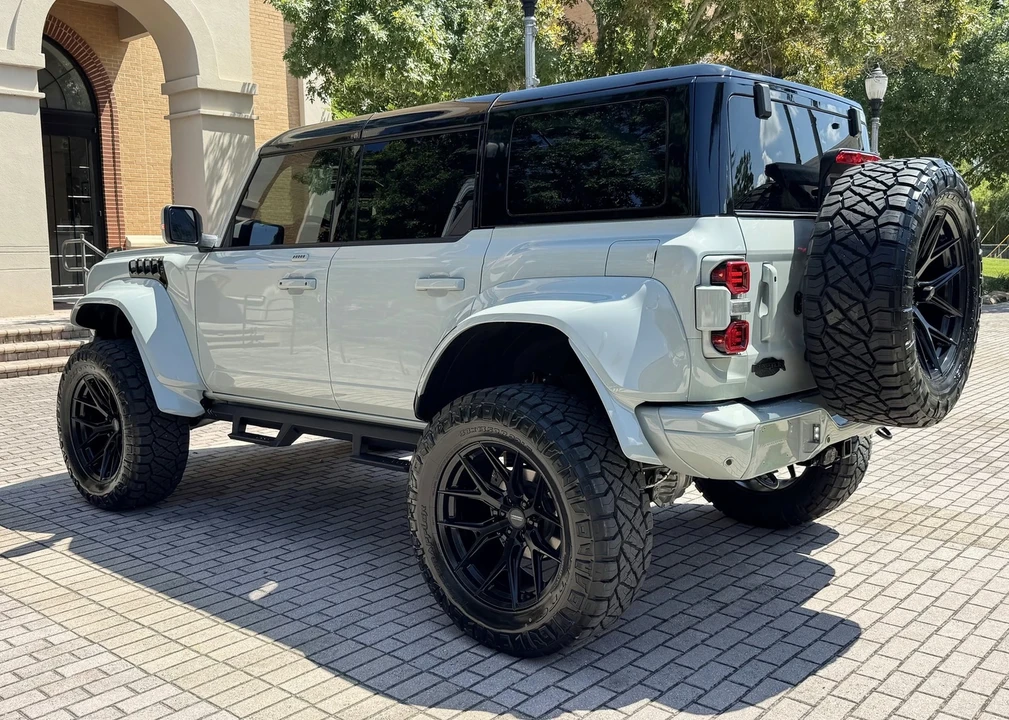 2023 Ford Bronco Raptor 6th Gen - Image 12 of 21