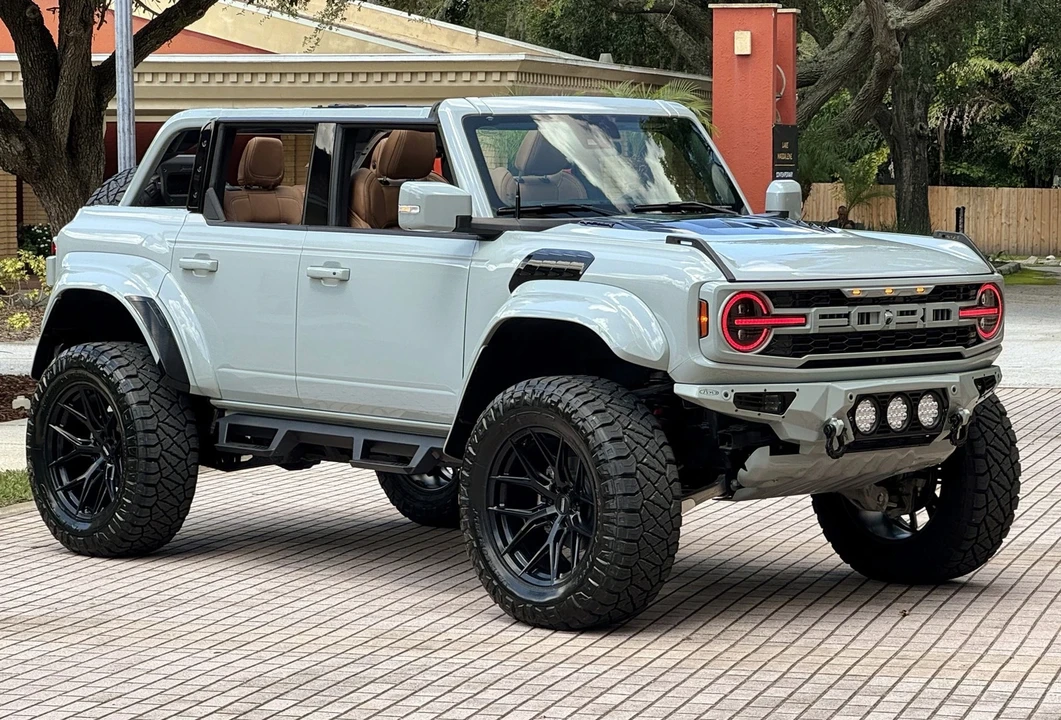 2023 Ford Bronco Raptor 6th Gen - Image 8 of 21