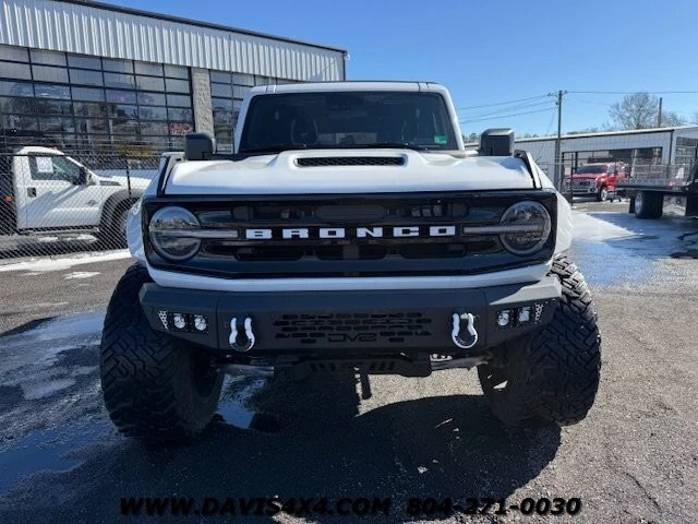 2023 Ford Bronco 6th Gen - Image 6 of 12