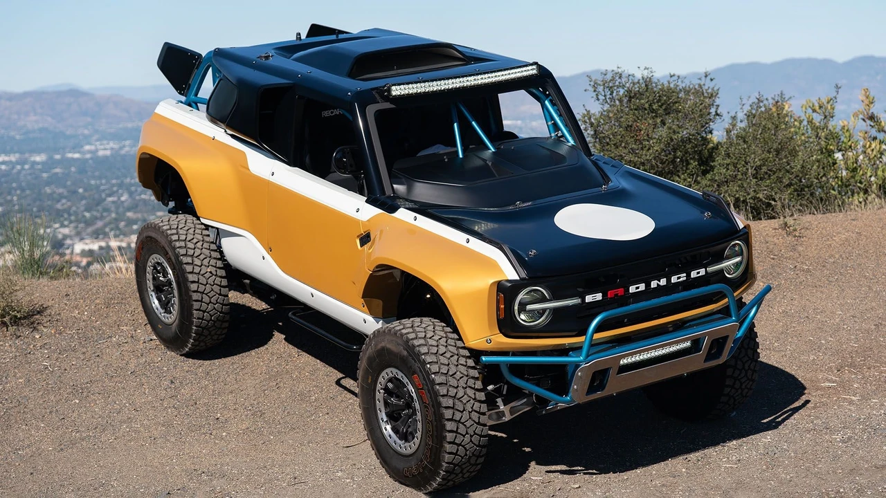 2023 Ford Bronco Raptor 6th Gen - Image 18 of 31