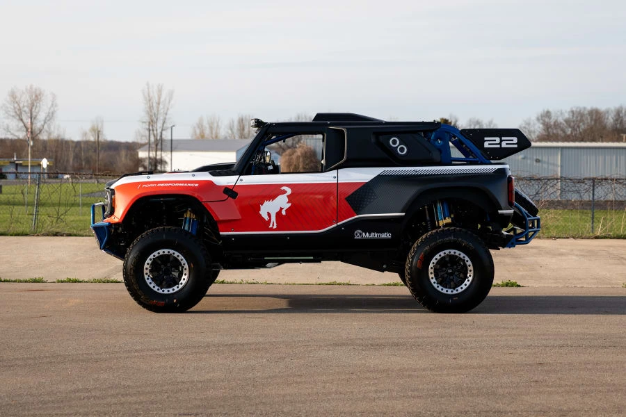 2023 Ford Bronco Raptor 6th Gen - Image 2 of 31