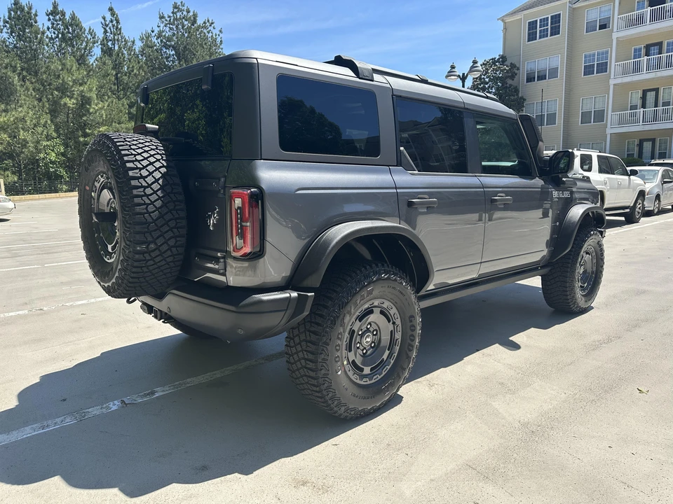 2023 Ford Bronco 6th Gen - Image 10 of 31