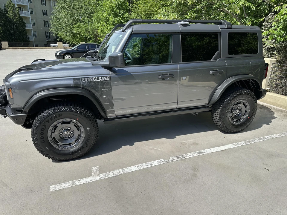 2023 Ford Bronco 6th Gen - Image 8 of 31