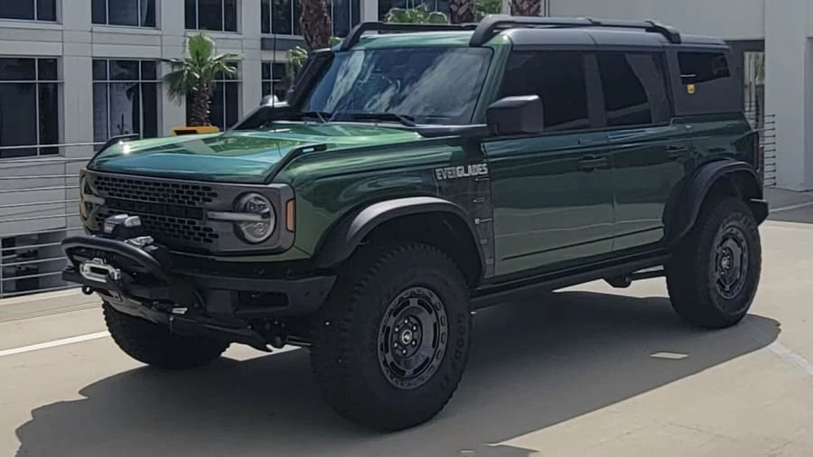 2023 Ford Bronco 6th Gen - Image 13 of 31