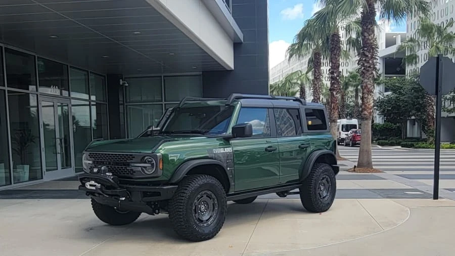 2023 Ford Bronco 6th Gen - Image 21 of 31