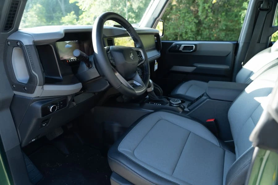 2023 Ford Bronco 6th Gen - Image 11 of 16
