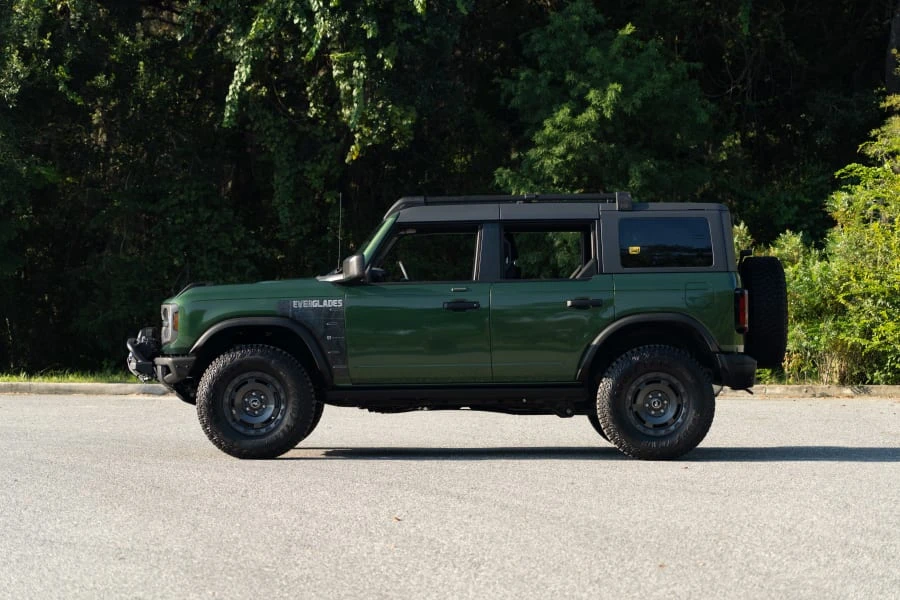2023 Ford Bronco 6th Gen - Image 2 of 16
