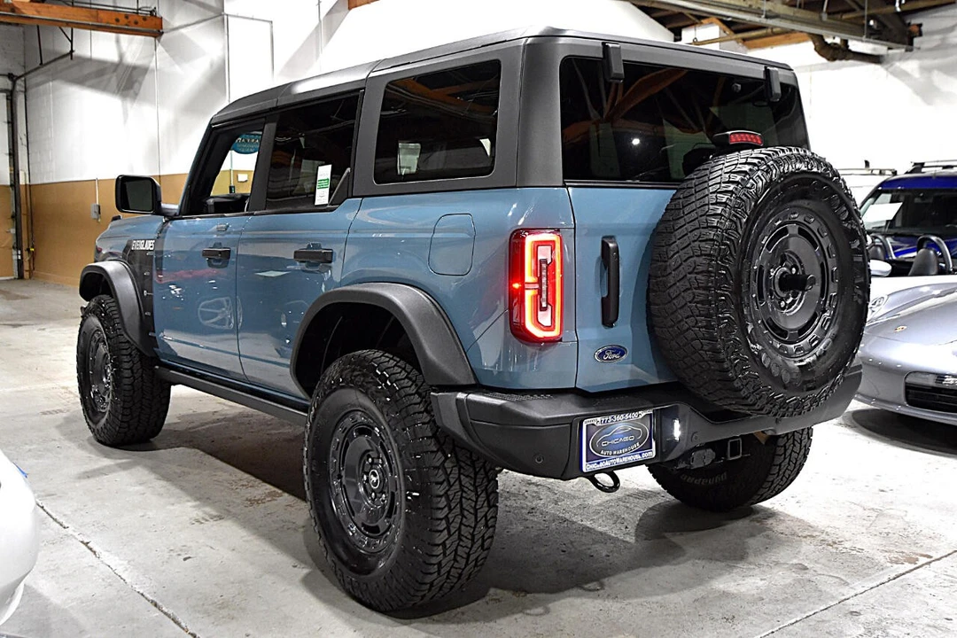 2023 Ford Bronco 6th Gen - Image 18 of 21