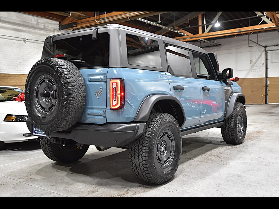 2023 Ford Bronco 6th Gen - Image 2 of 21