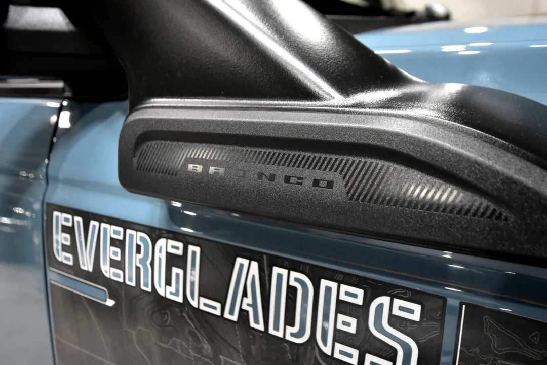 2023 Ford Bronco 6th Gen - Image 8 of 12