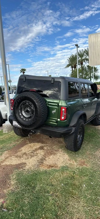 2023 Ford Bronco 6th Gen - Image 6 of 10