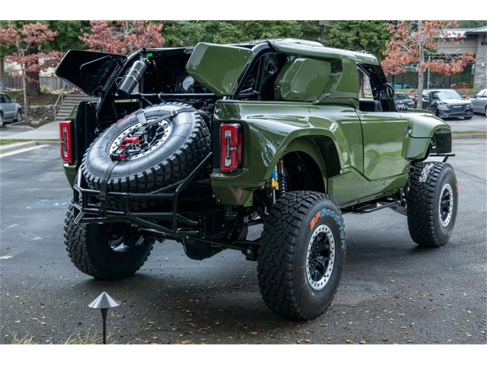 2023 Ford Bronco 6th Gen - Image 5 of 31