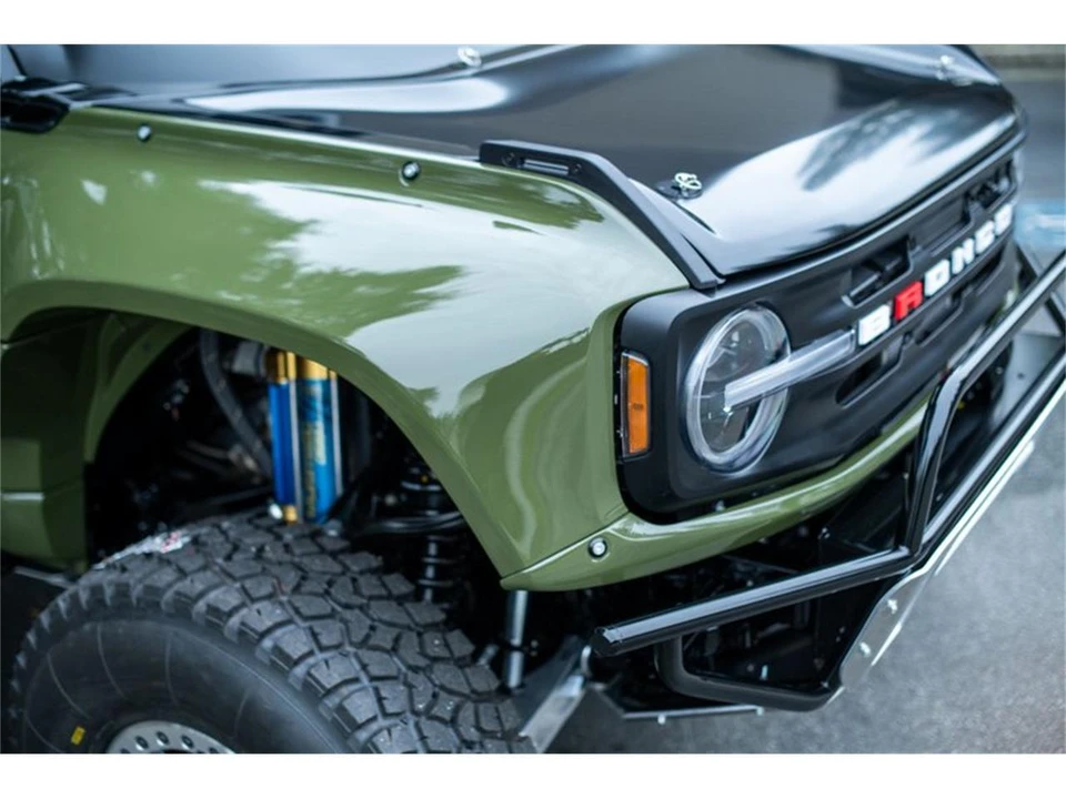 2023 Ford Bronco 6th Gen - Image 17 of 31