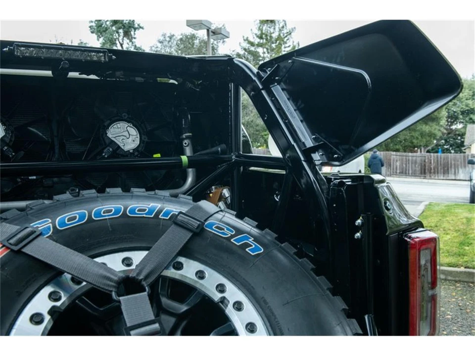 2023 Ford Bronco 6th Gen - Image 24 of 31