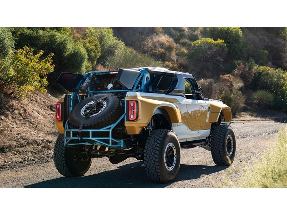2023 Ford Bronco 6th Gen - Image 26 of 31
