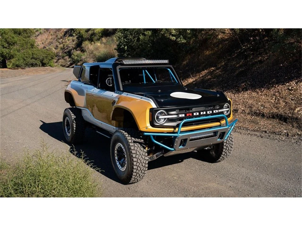 2023 Ford Bronco 6th Gen - Image 27 of 31