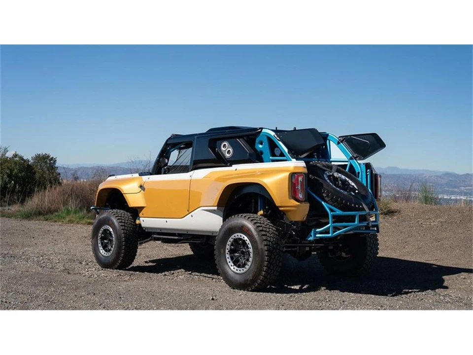 2023 Ford Bronco 6th Gen - Image 17 of 31