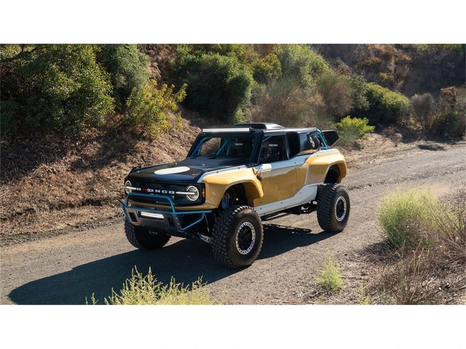 2023 Ford Bronco 6th Gen - Image 24 of 31