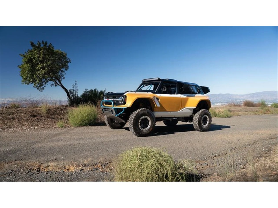2023 Ford Bronco 6th Gen - Image 14 of 31