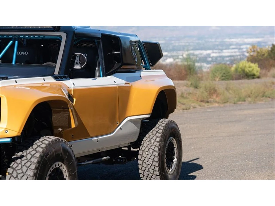 2023 Ford Bronco 6th Gen - Image 30 of 31